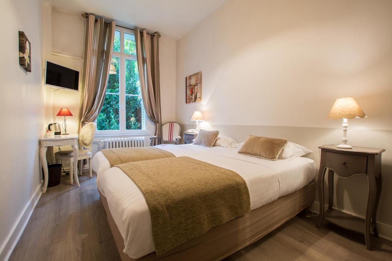 Hotel Val De Loire Tours Bagian luar foto