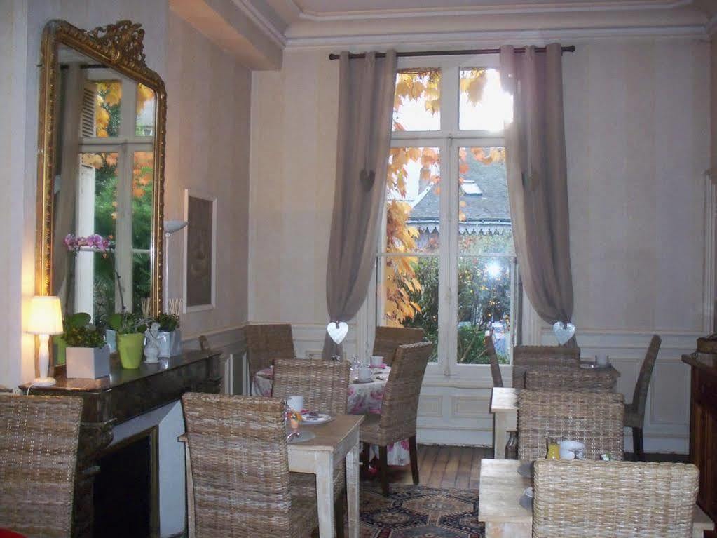 Hotel Val De Loire Tours Bagian luar foto